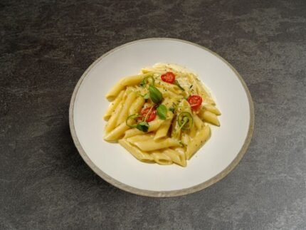 ريغاتوني بجبن البيكورينو